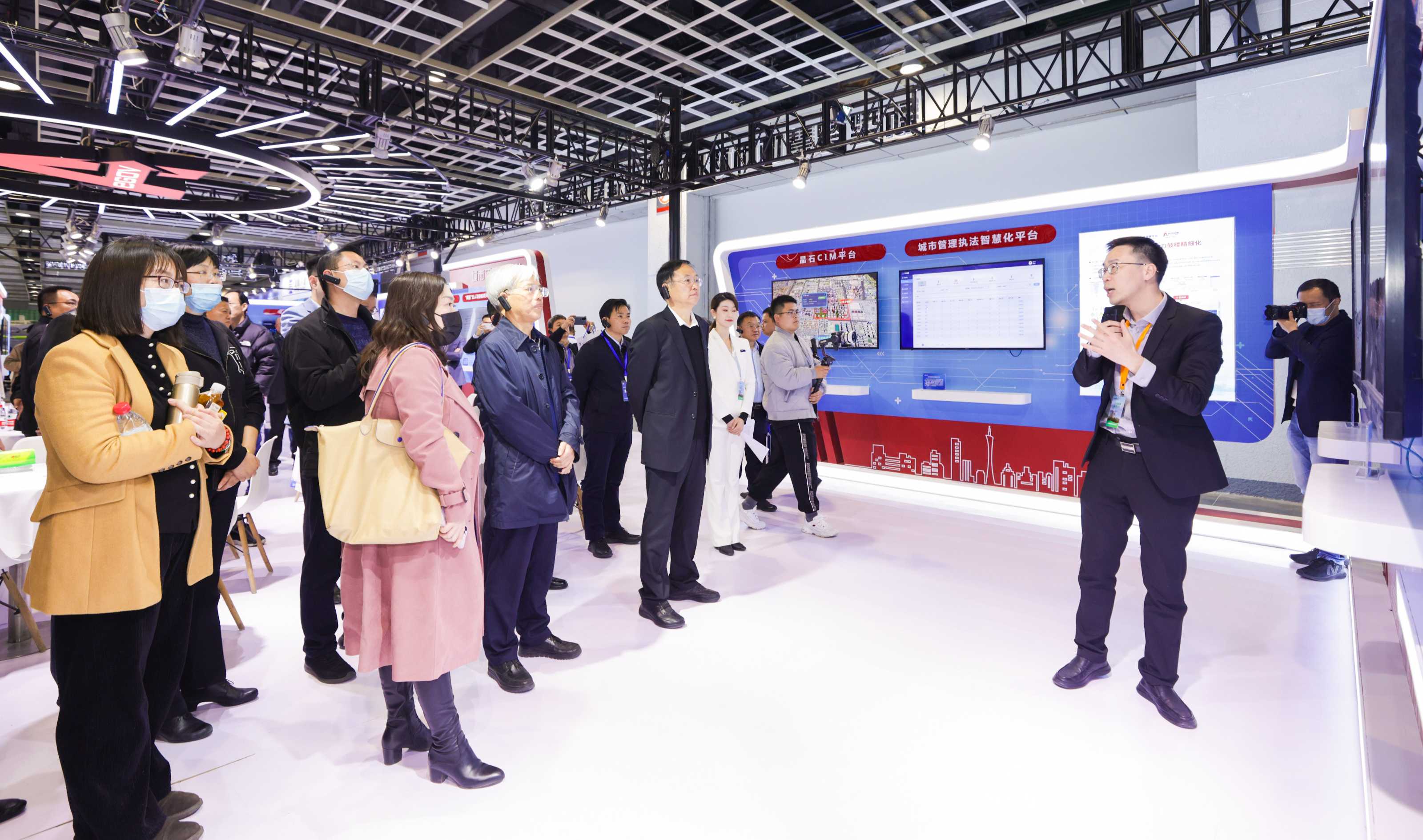 1680484125245625.jpg 5b69c60a1795c59fb97f6807b364ee7f.jpg